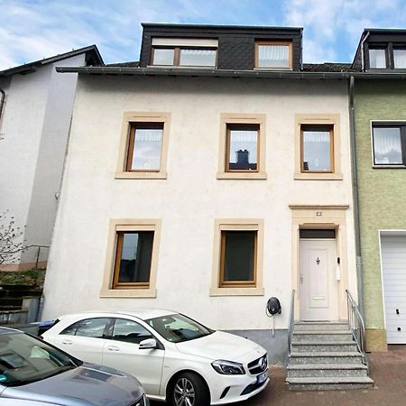 Zentrale Ferienwohnung Trier-Euren Mit Heimkino, Kueche, Wallbox & Kostenlose Fahrraeder Экстерьер фото