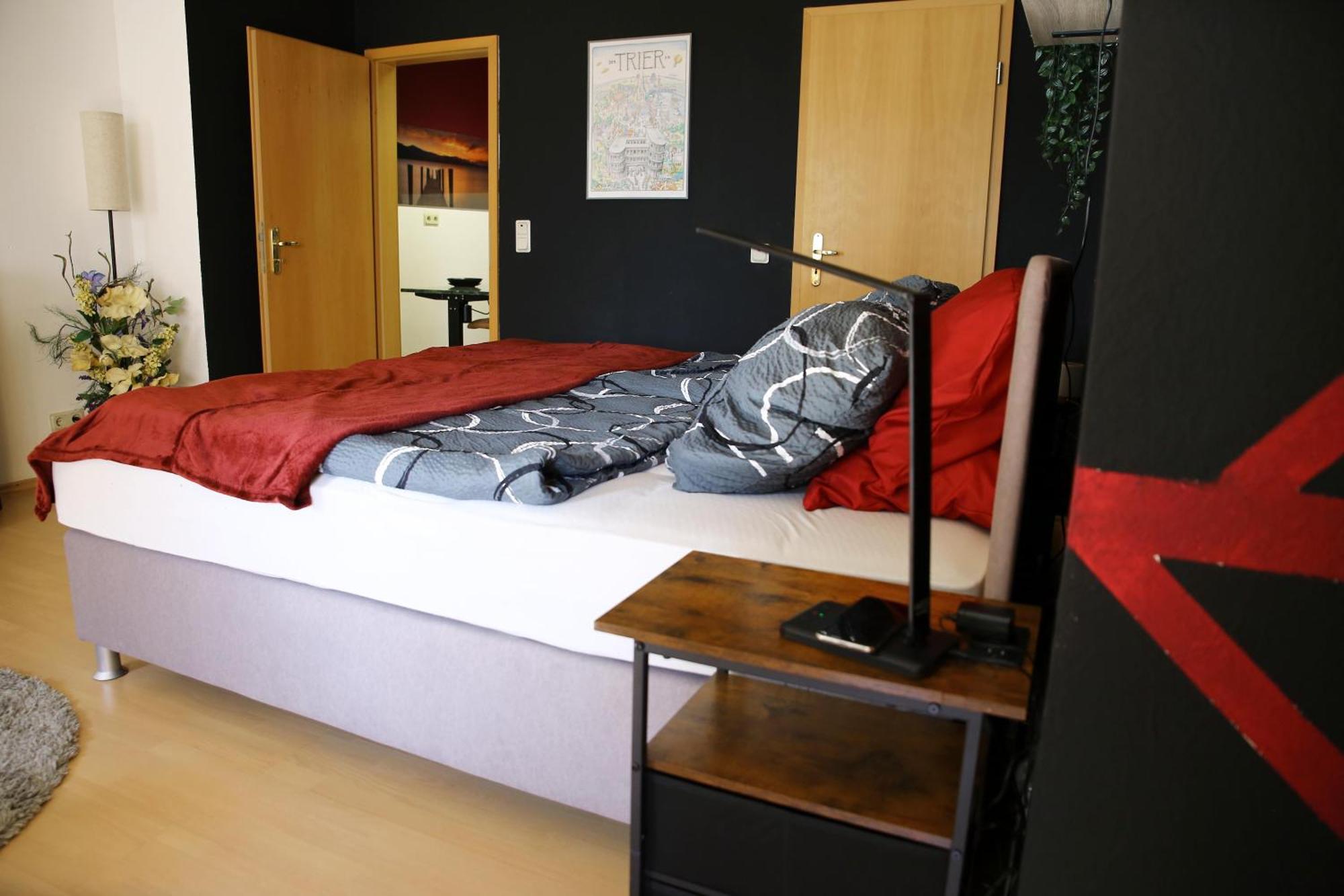 Zentrale Ferienwohnung Trier-Euren Mit Heimkino, Kueche, Wallbox & Kostenlose Fahrraeder Экстерьер фото