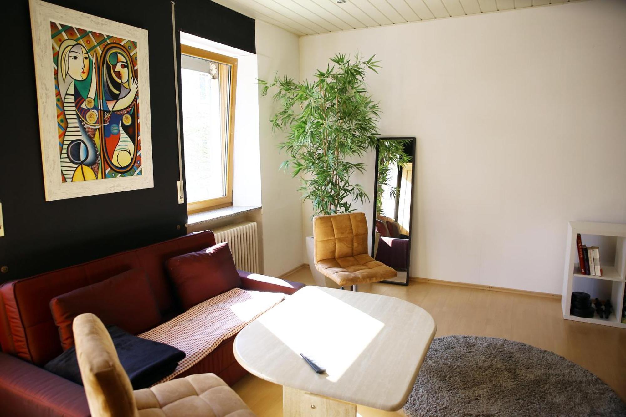 Zentrale Ferienwohnung Trier-Euren Mit Heimkino, Kueche, Wallbox & Kostenlose Fahrraeder Экстерьер фото